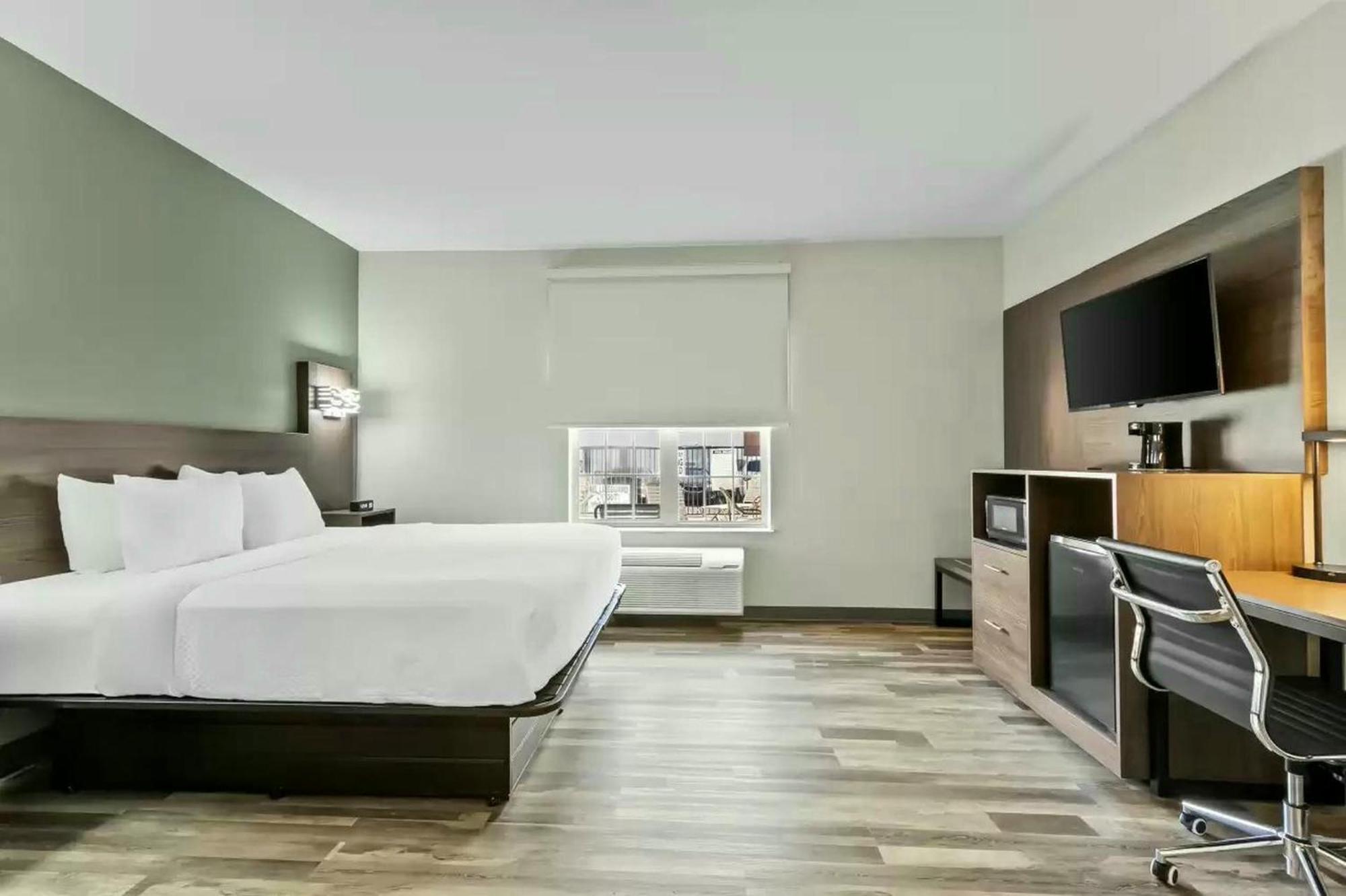 Quality Inn & Suites Columbia Harbison Dış mekan fotoğraf