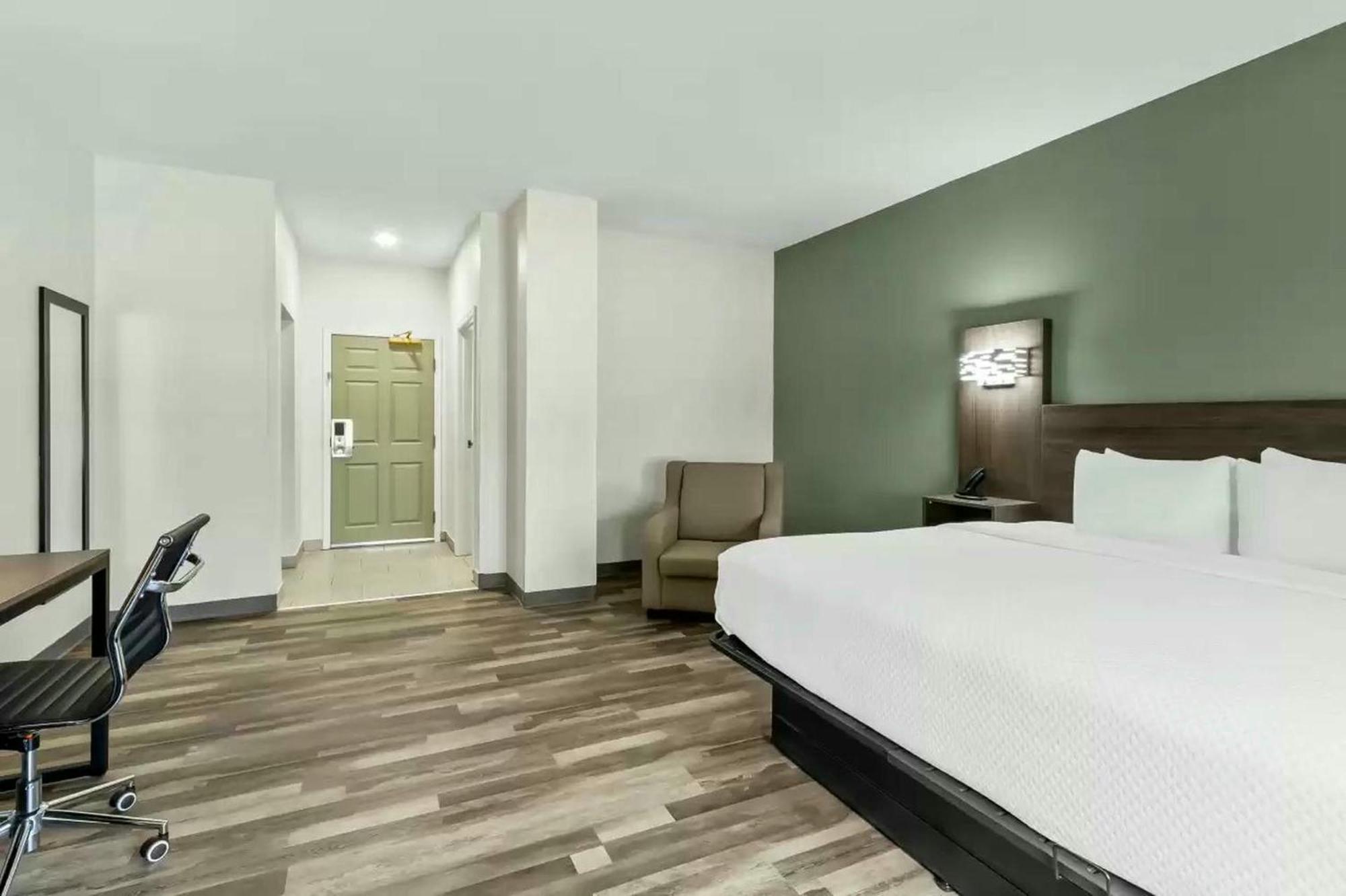 Quality Inn & Suites Columbia Harbison Dış mekan fotoğraf