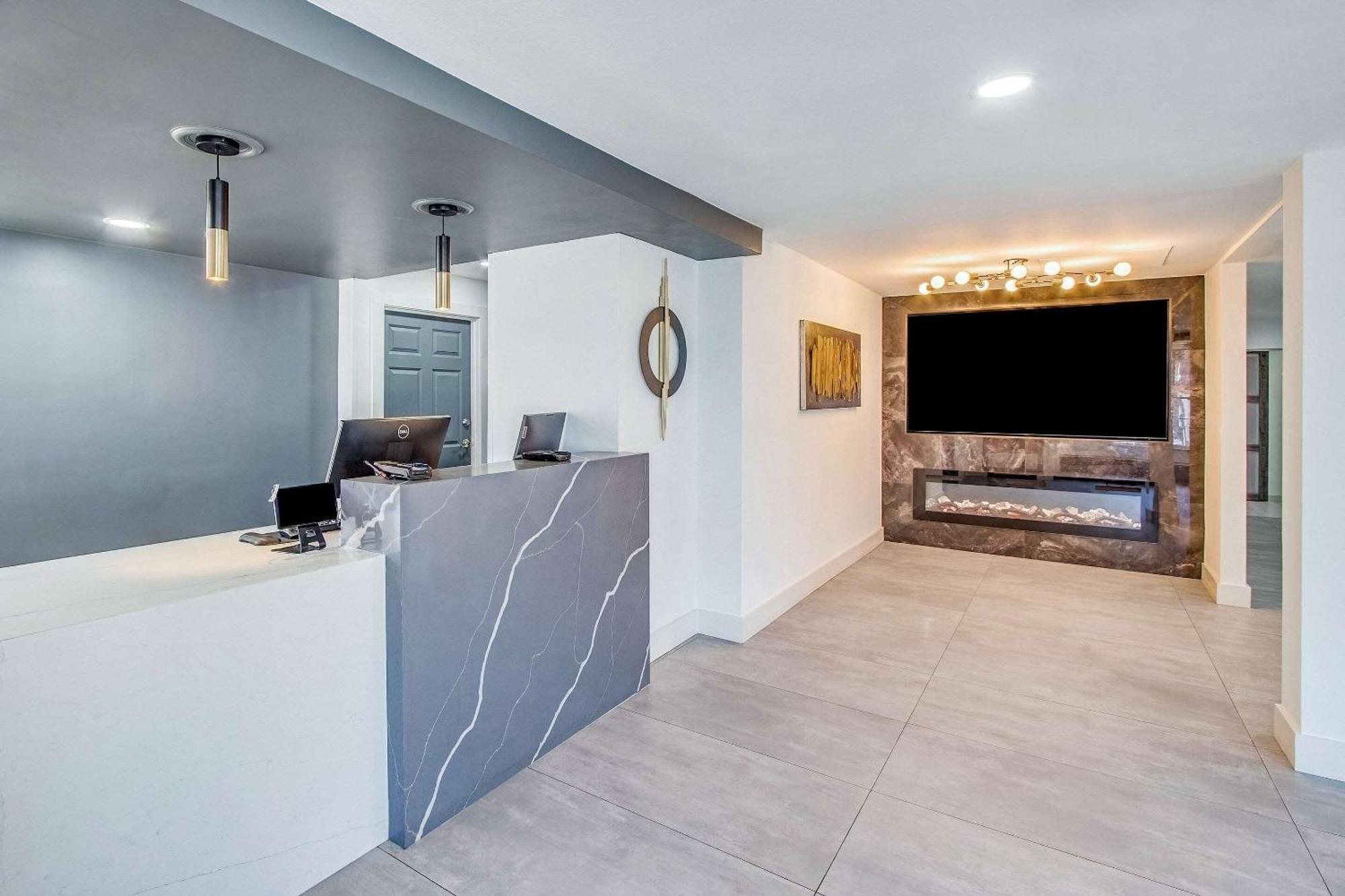 Quality Inn & Suites Columbia Harbison Dış mekan fotoğraf